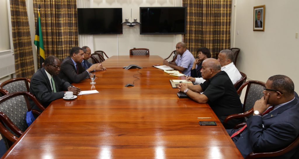 Prime Minister Holds Productive Meeting with Opposition