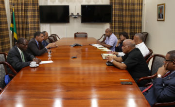 Prime Minister Holds Productive Meeting with Opposition