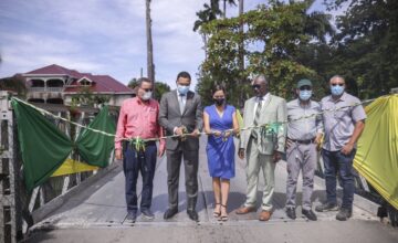 Prime Minister Opens East Palm Bridge in Port Antonio, Portland