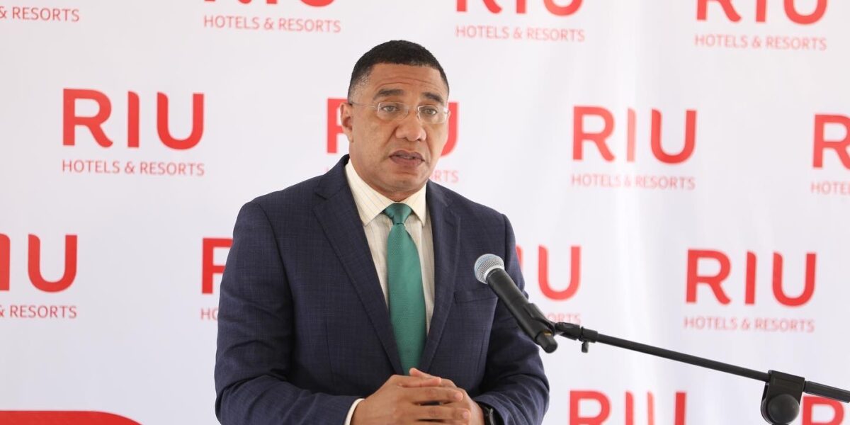Government Maintains People-focused Approach in the Development of Jamaica’s Tourism Product