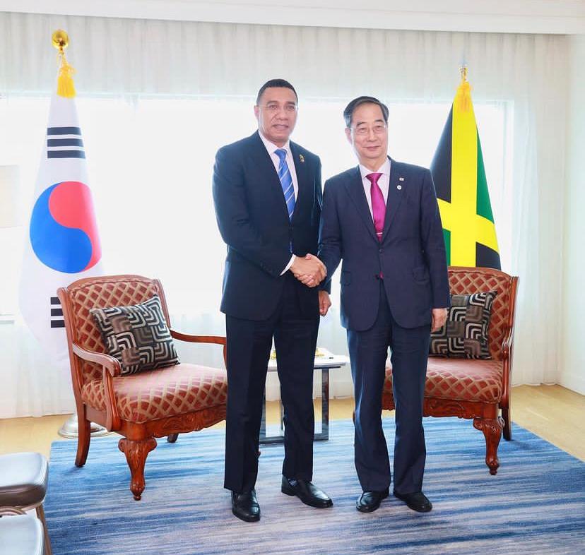 Talks with His Excellency Han Duck-soo, Prime Minister of South Korea